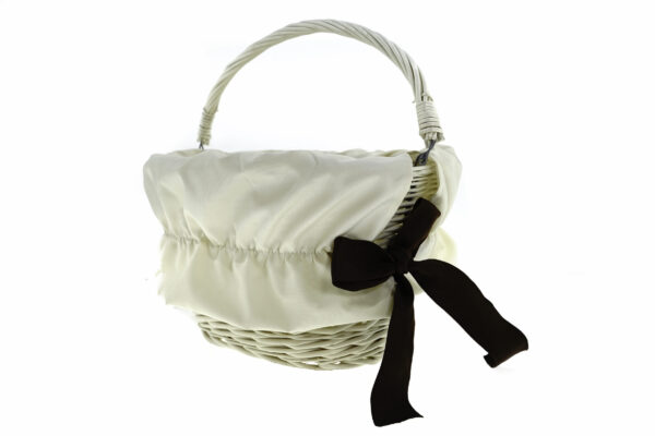 Vit korg med mörk rosett och lock