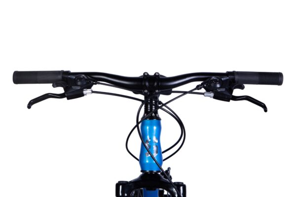 Riadiace páky horského bicykla v prednej časti.