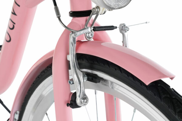 Närbild av rosa cykeldäck och ram