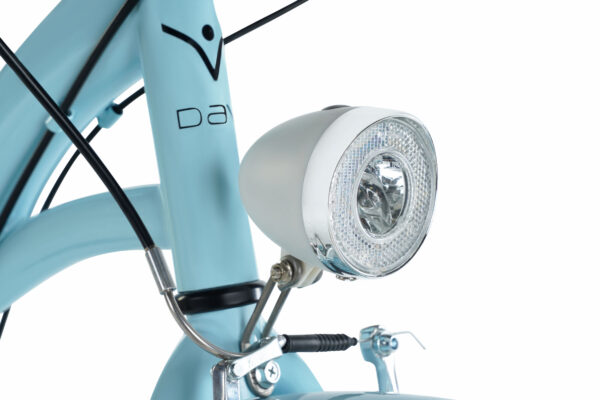 Närbild på cykelframsida med strålkastare