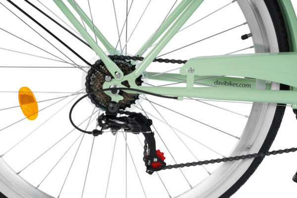 Cykelväxelsystem och bakhjulsdetaljer närbild